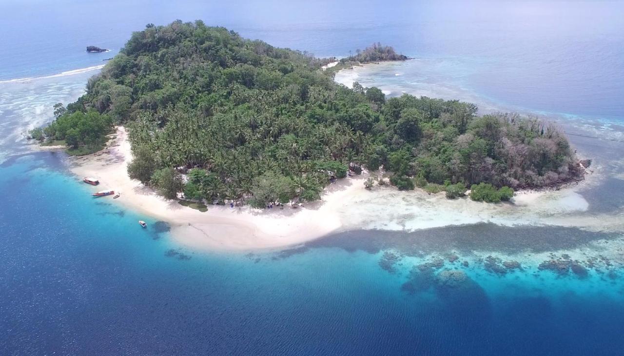 Blue Bay Divers Likupang Bangka Екстер'єр фото