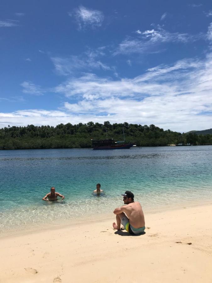 Blue Bay Divers Likupang Bangka Екстер'єр фото