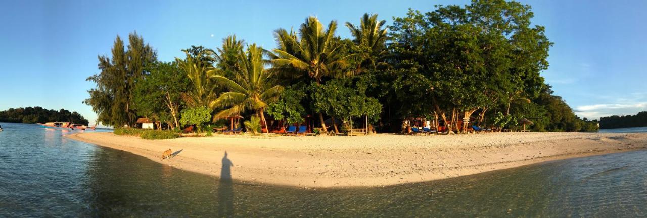 Blue Bay Divers Likupang Bangka Екстер'єр фото